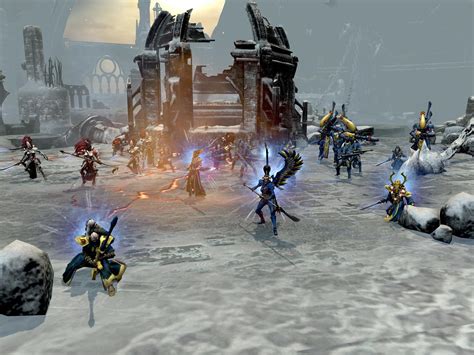 Warhammer 40,000: Dawn of War II – Ett brutalt och taktiskt rymdsvärdsspel!